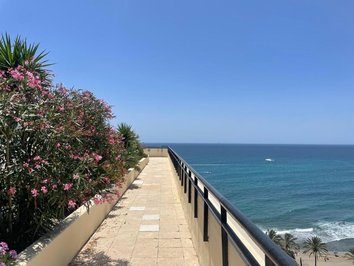 Marbella Centre Beachfront & Pool Esterno foto