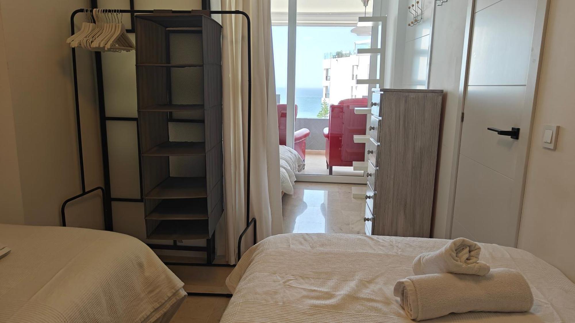 Marbella Centre Beachfront & Pool Esterno foto